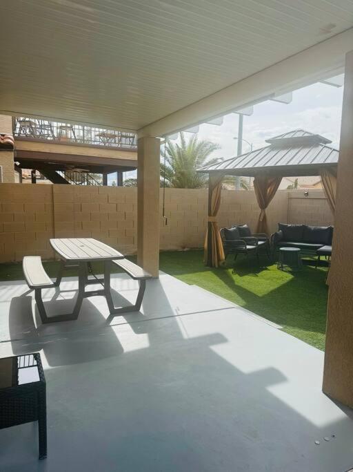 Paradise لاس فيغاس المظهر الخارجي الصورة